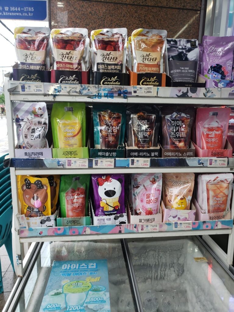 韓国のコンビニでは必ず売っているお手軽で美味しいパウチドリンク夏のおすすめ６選を紹介します